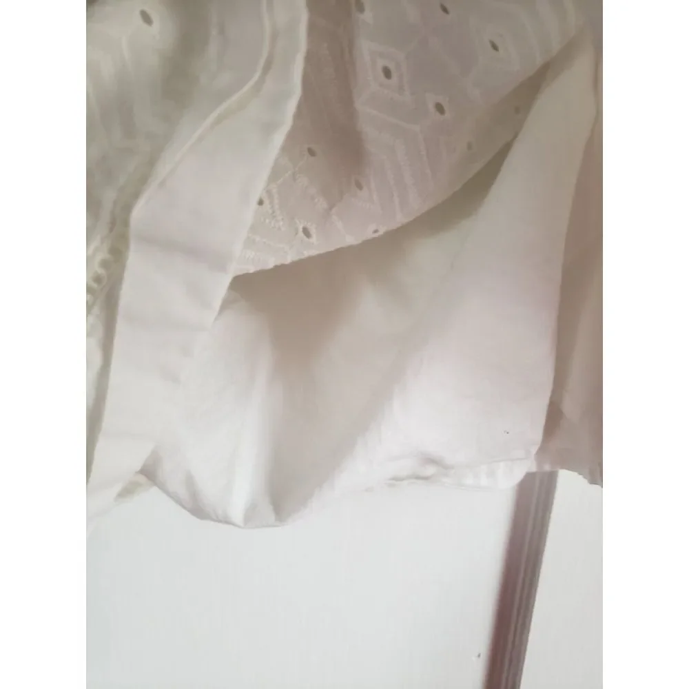 Genuine kid from OSHKOSH GIRLS WHITE eyelet lace embroidered bell sleeveDRESS 2T